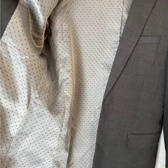 Express Slim men’s two-piece suit 36R - Picture 3 of 10